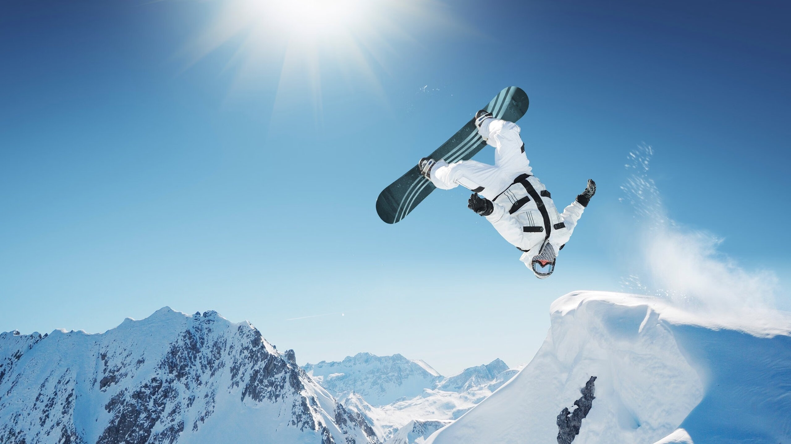 _运动员专访：背后的训练故事与未来目标_，运动员刻苦训练的故事