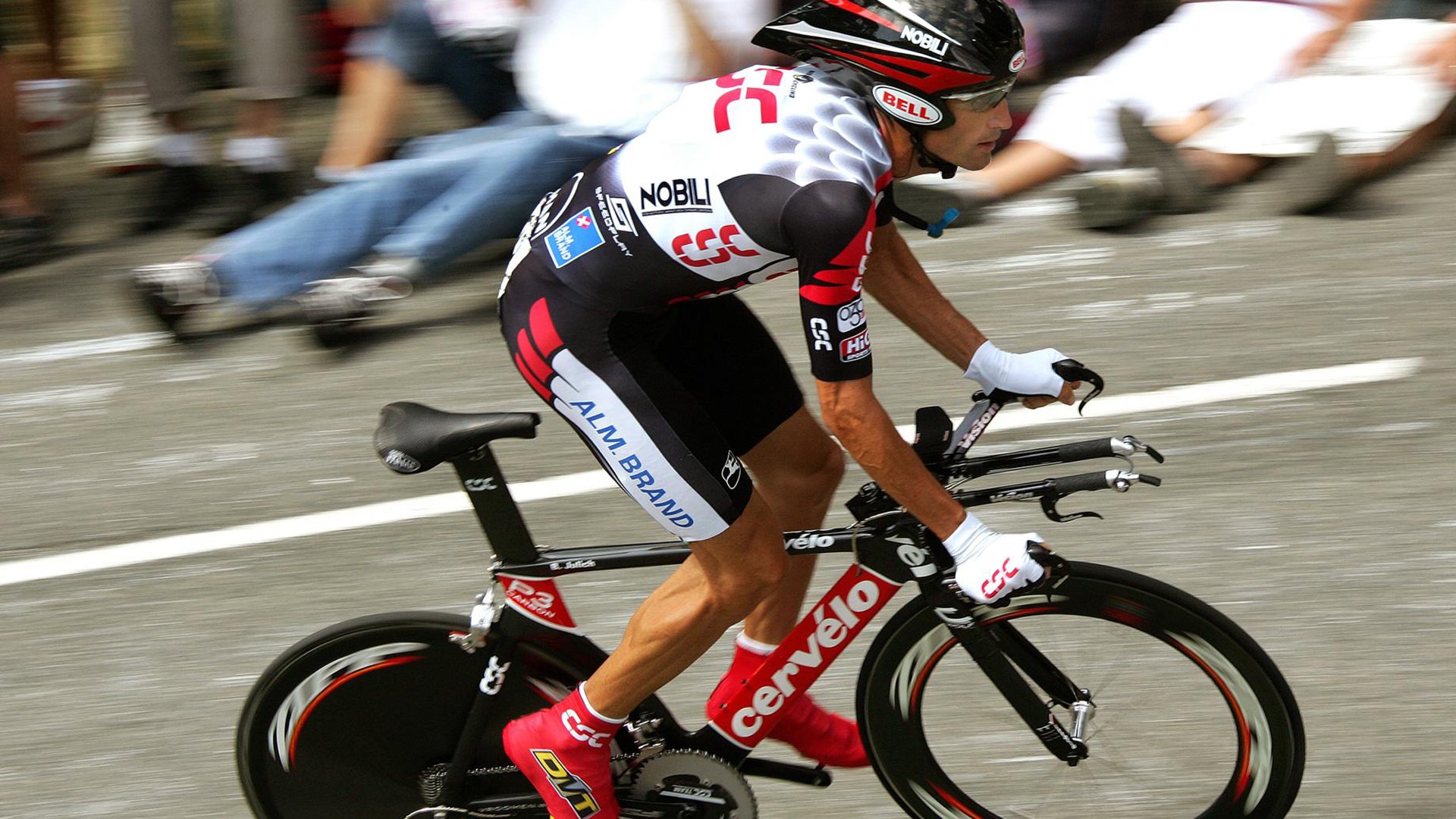 皮特·库策以强大心理素质掌控赛场，库得皮耶